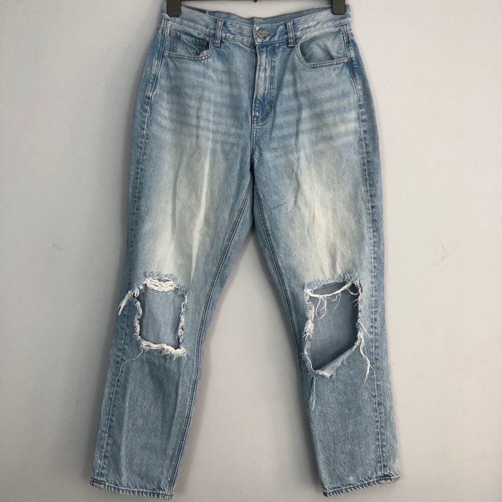 American Eagle Mom Jeans Womens 8 Light Wash Blue Denim High Rise Distressed